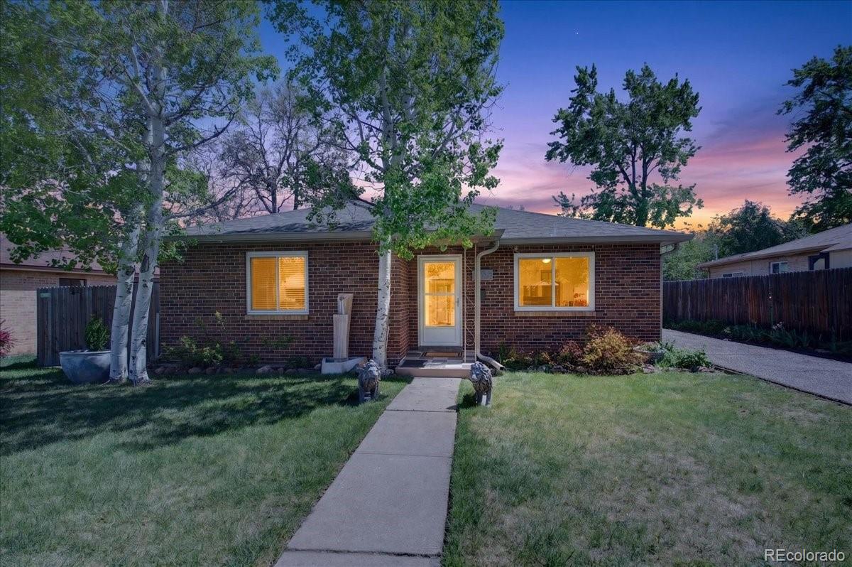 8122 W 17th Avenue Lakewood CO 80214