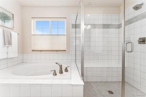 7137 S Vandriver Way Aurora CO 80016