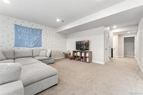 7137 S Vandriver Way Aurora CO 80016