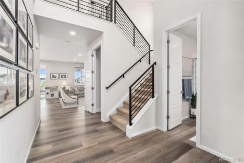 7137 S Vandriver Way Aurora CO 80016
