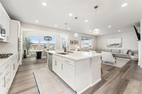 7137 S Vandriver Way Aurora CO 80016