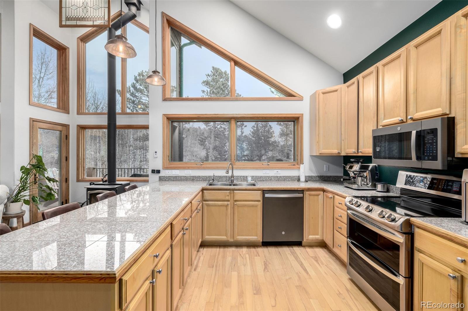 317 Ridge Road Ward CO 80481