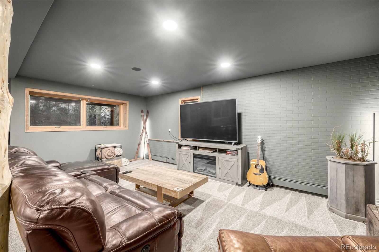 317 Ridge Road Ward CO 80481