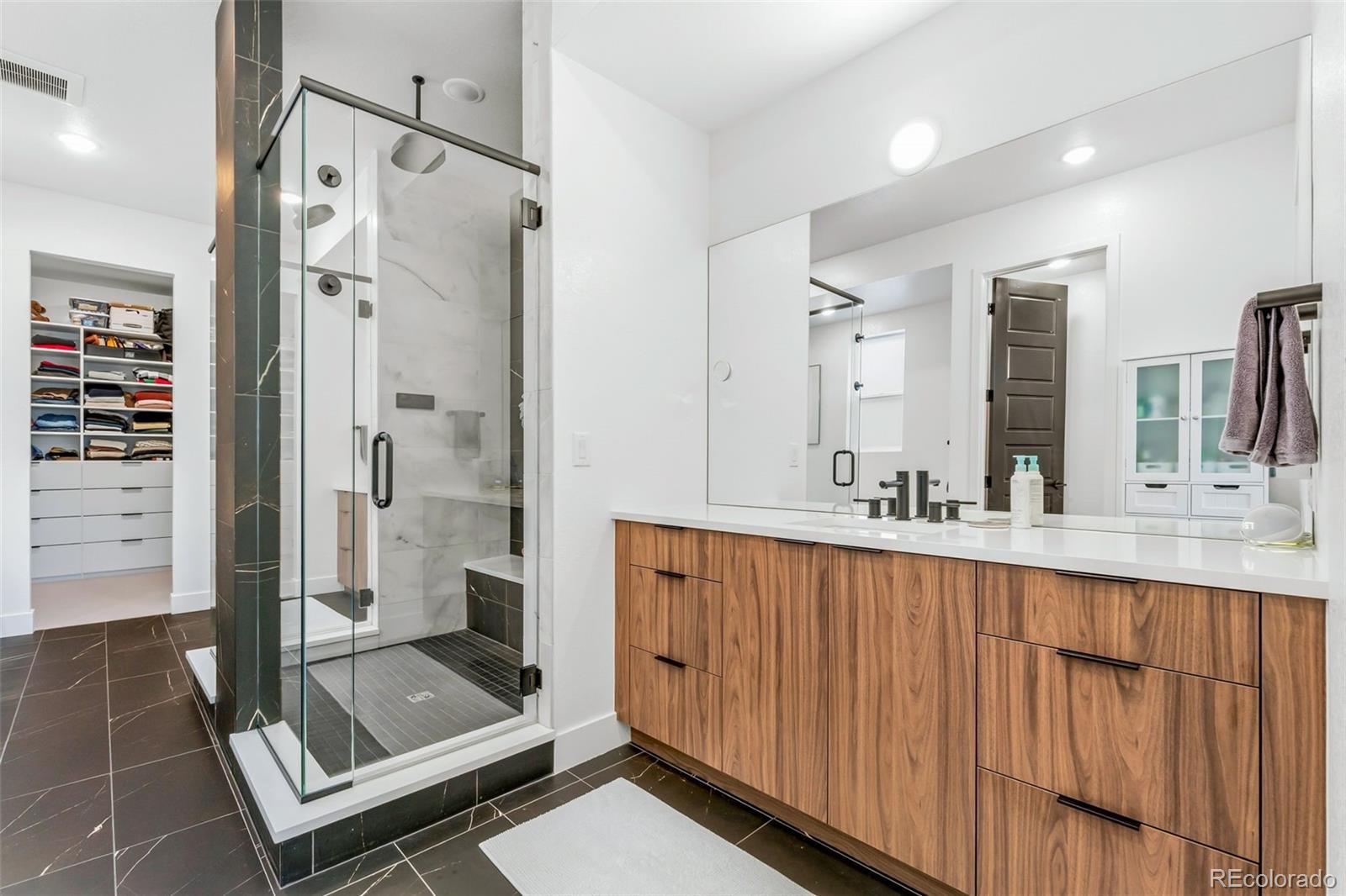 6306 N Elmira Court Denver CO 80238