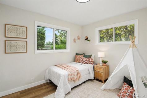 4733 S Newton Street Littleton CO 80123