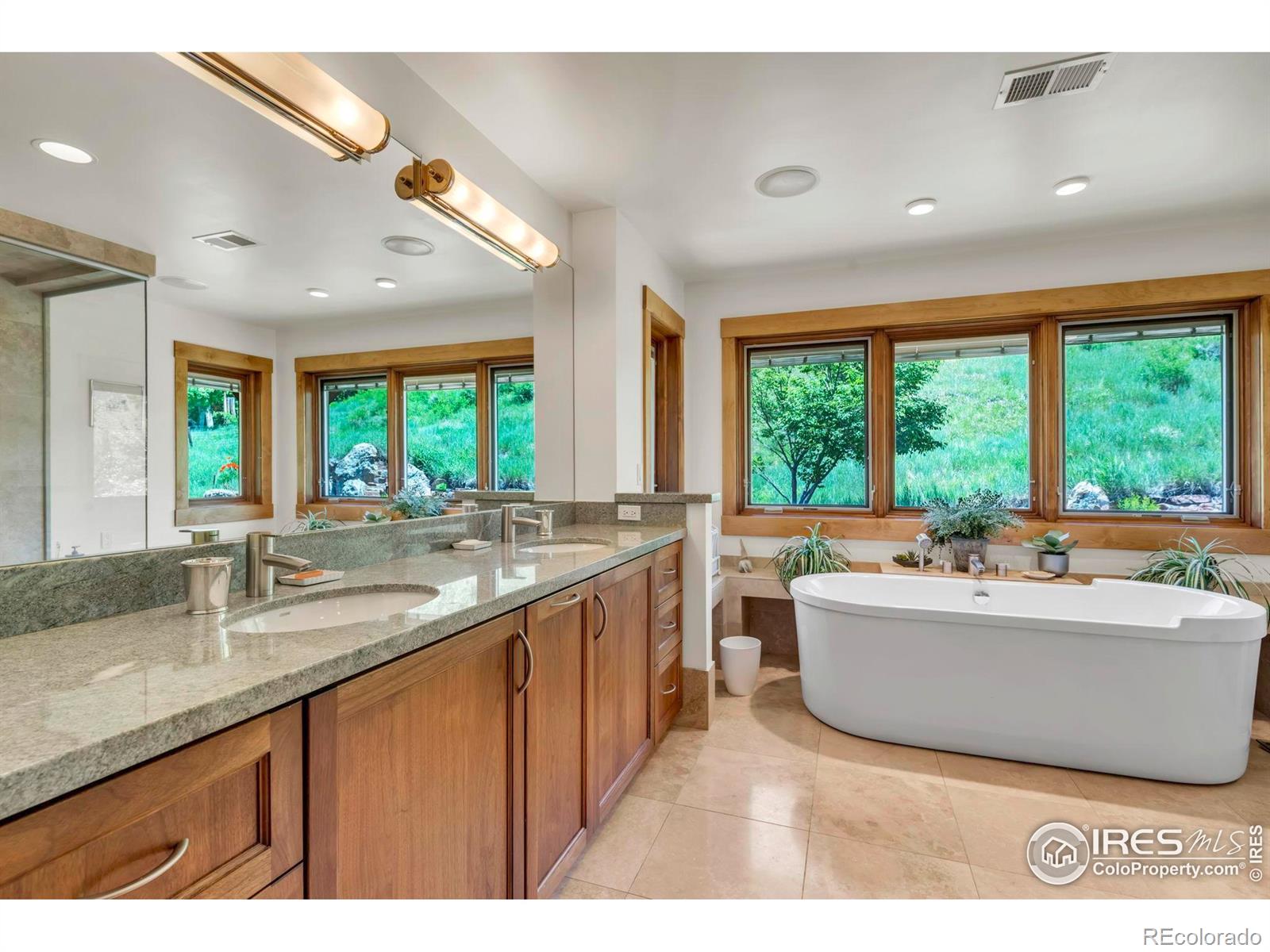 2675 Dakota Place Boulder CO 80304