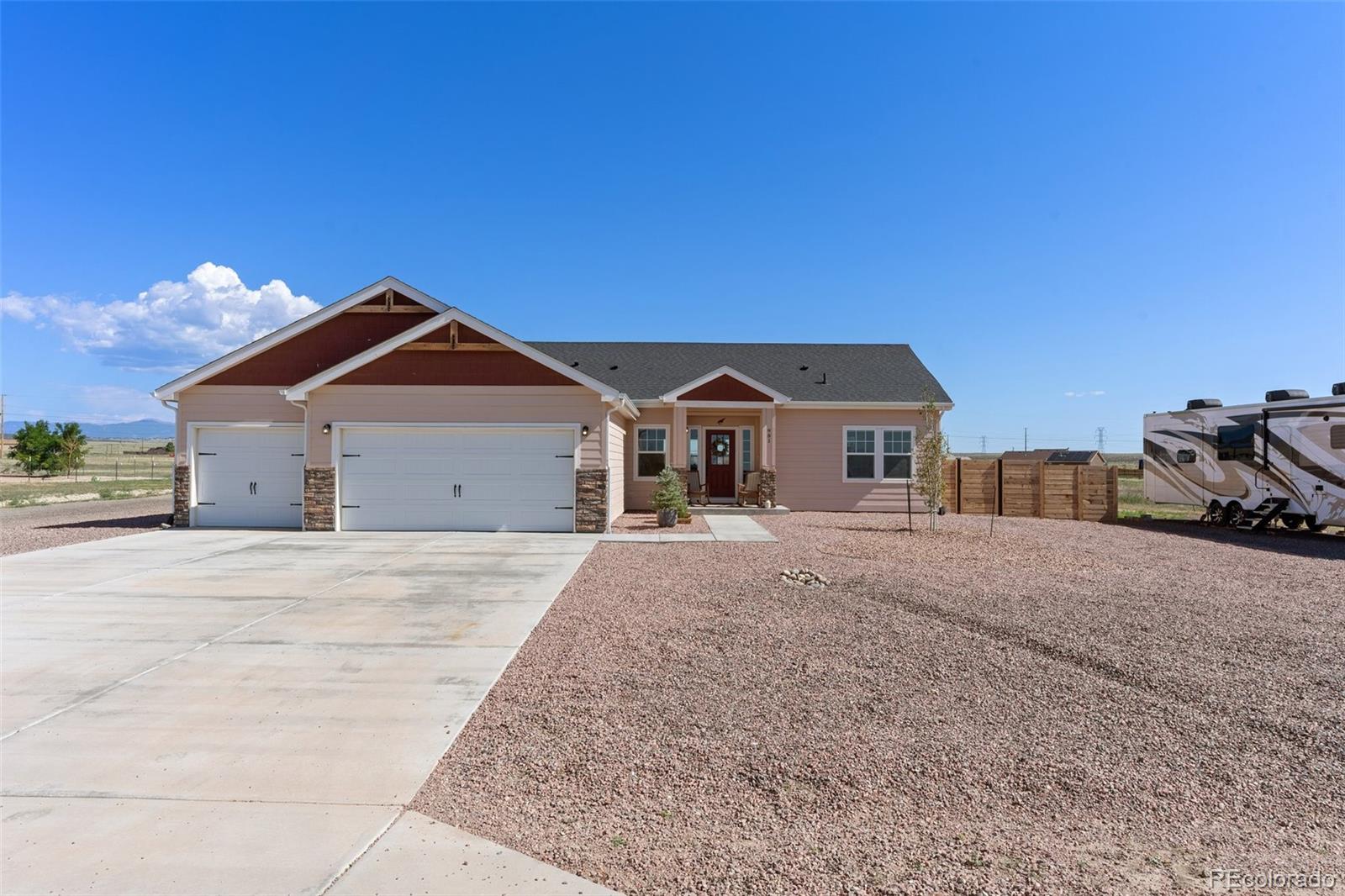 981 E Blackstone Drive Pueblo CO 81007