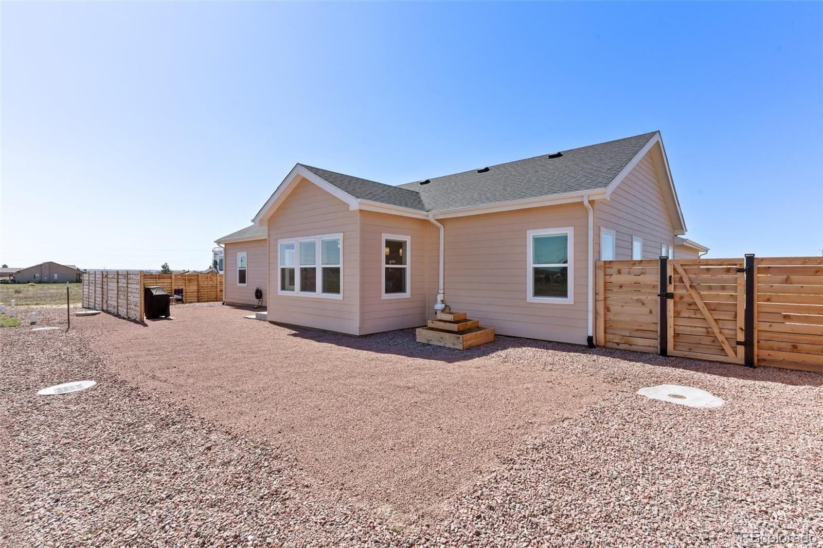 981 E Blackstone Drive Pueblo CO 81007