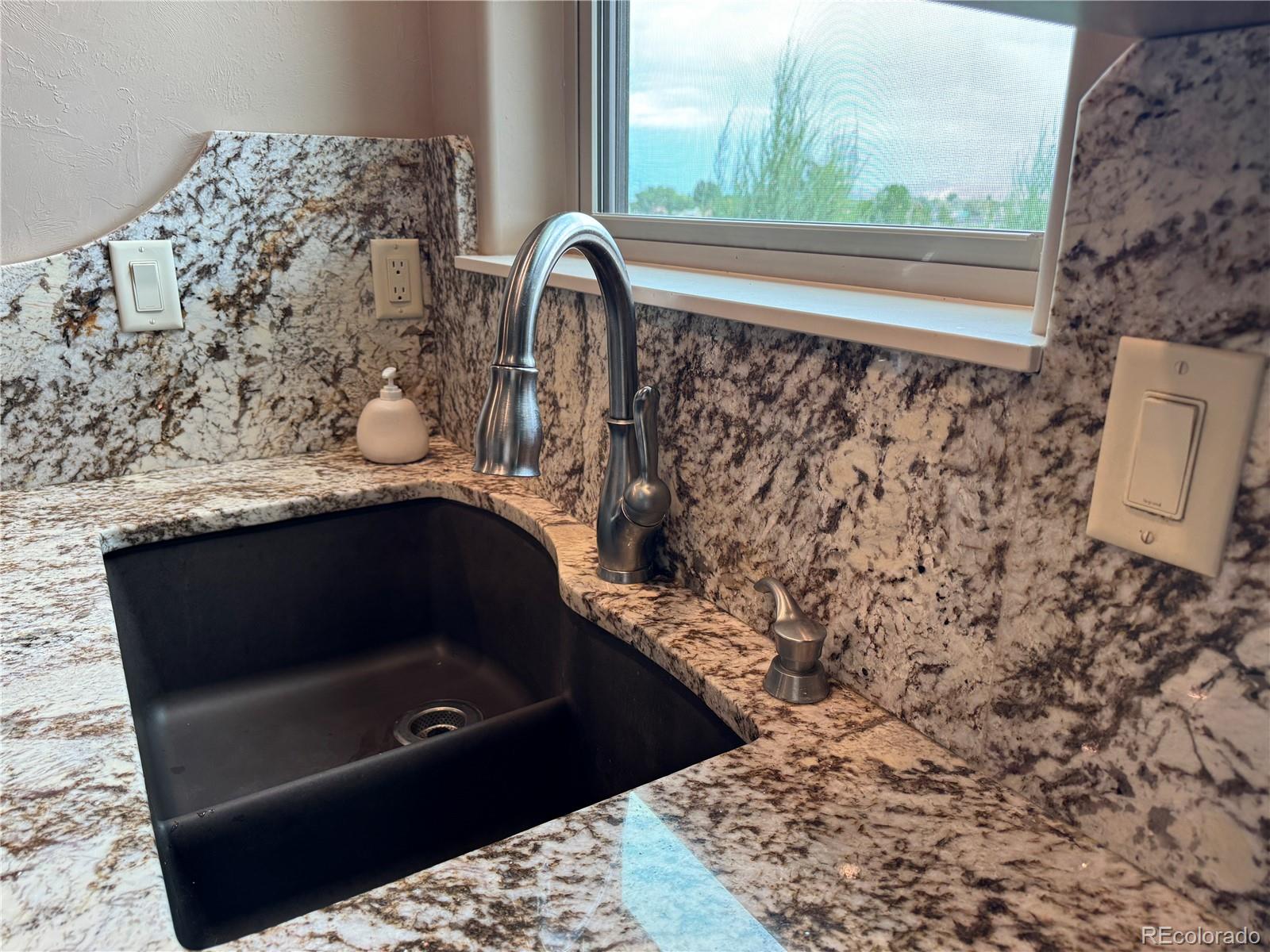 3407 Woodbridge Place Montrose CO 81401