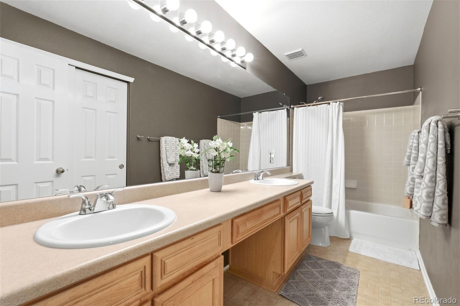 17741 E Maplewood Circle Aurora CO 80016