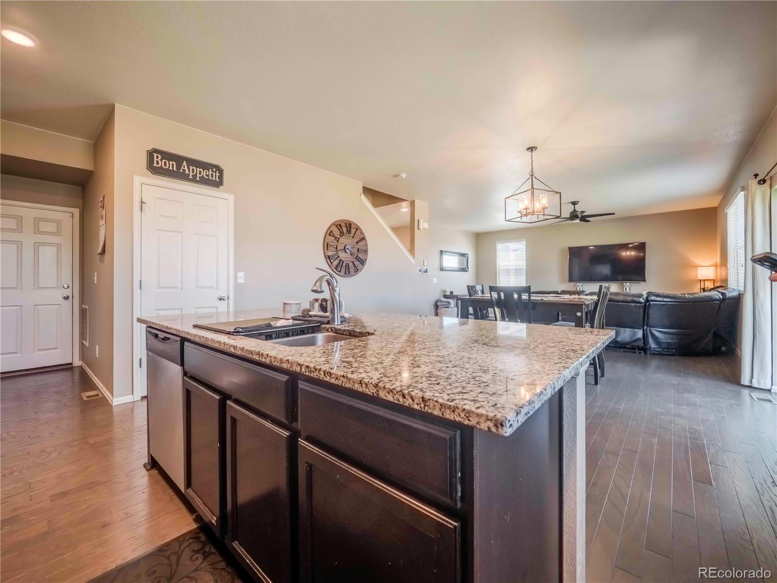 914 Charlton Drive Windsor CO 80550