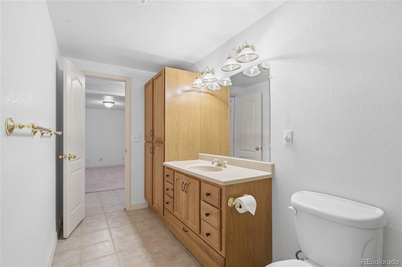 8406 S Parfet Court Littleton CO 80127