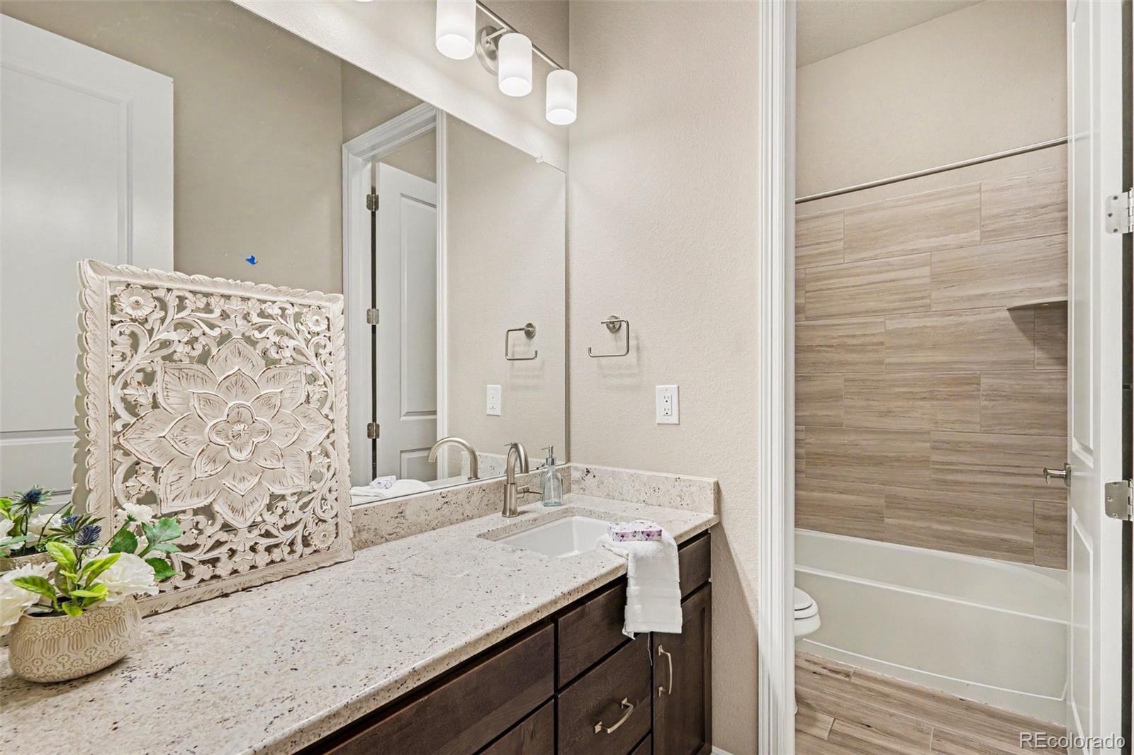 6610 S Addison Way Aurora CO 80016