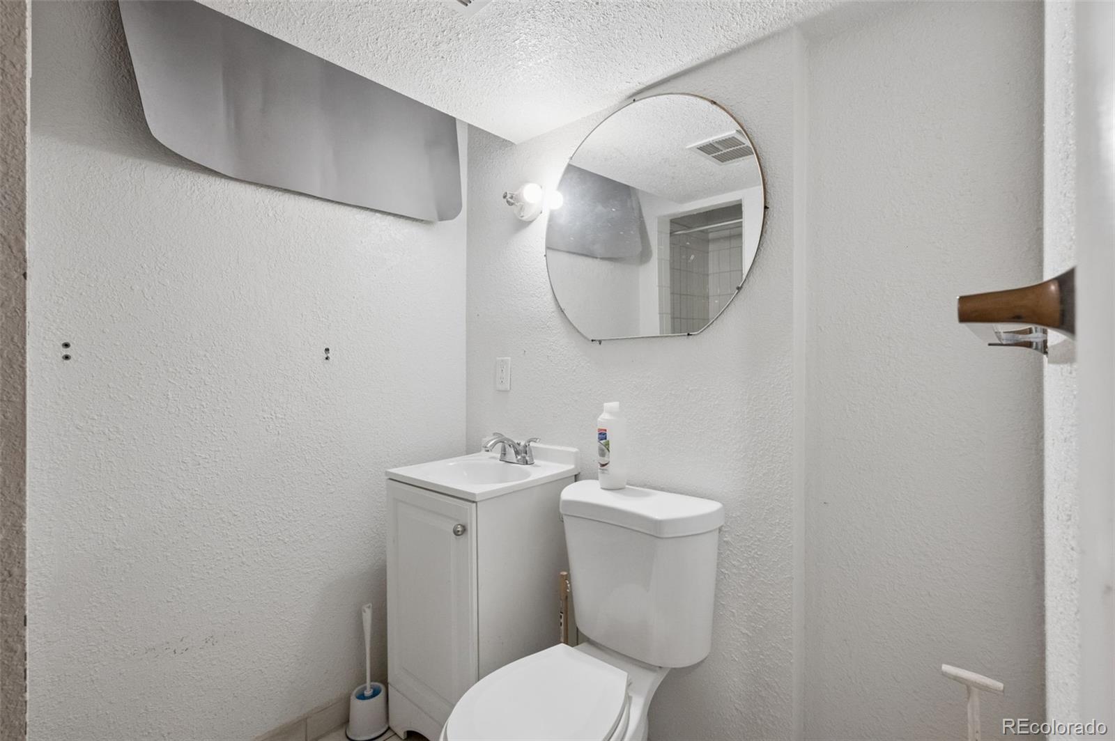 1207 S Gray Street Lakewood CO 80232