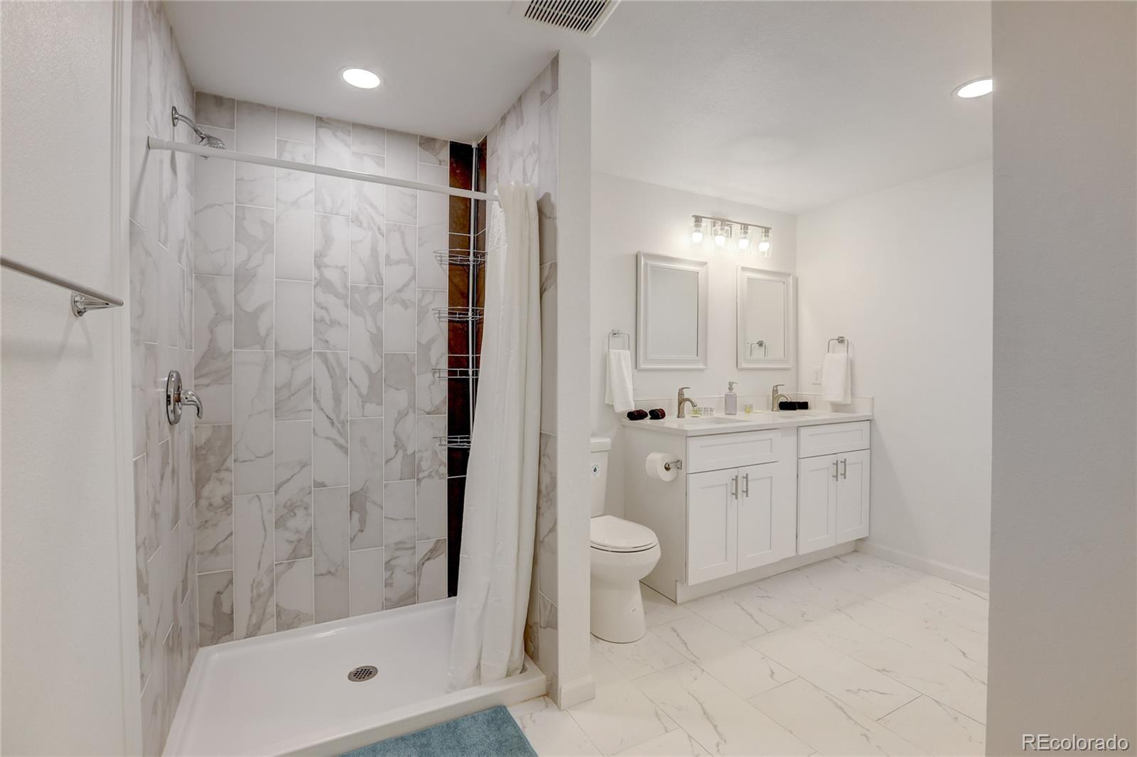 10125 W 8th Place Lakewood CO 80215