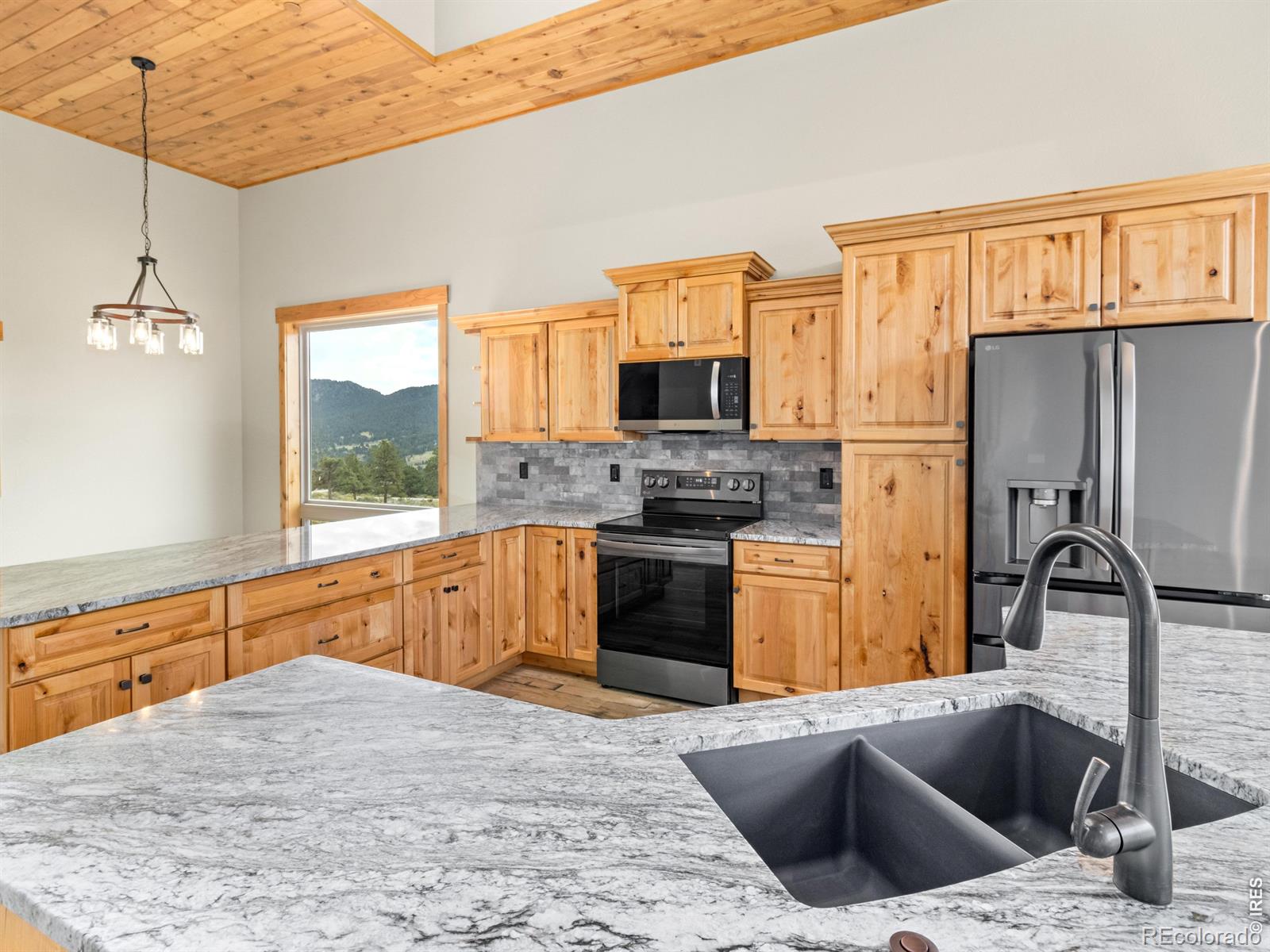 659 Peak View Drive Estes Park CO 80517