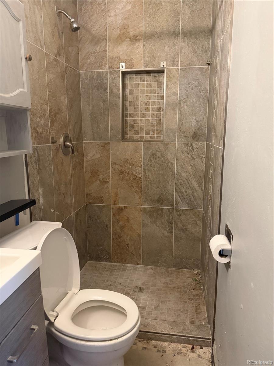 1621 Pueblo Thornton CO 80229