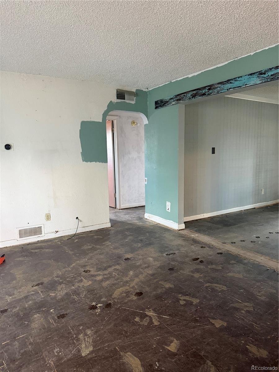 1621 Pueblo Thornton CO 80229