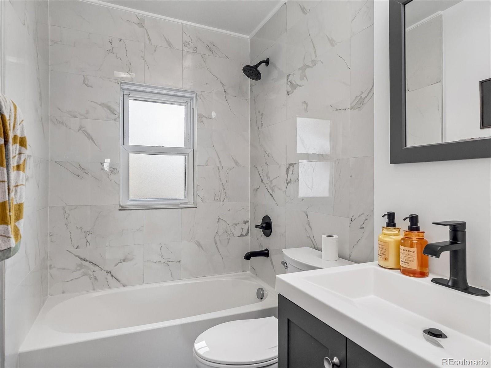 14 Jay Street Lakewood CO 80226