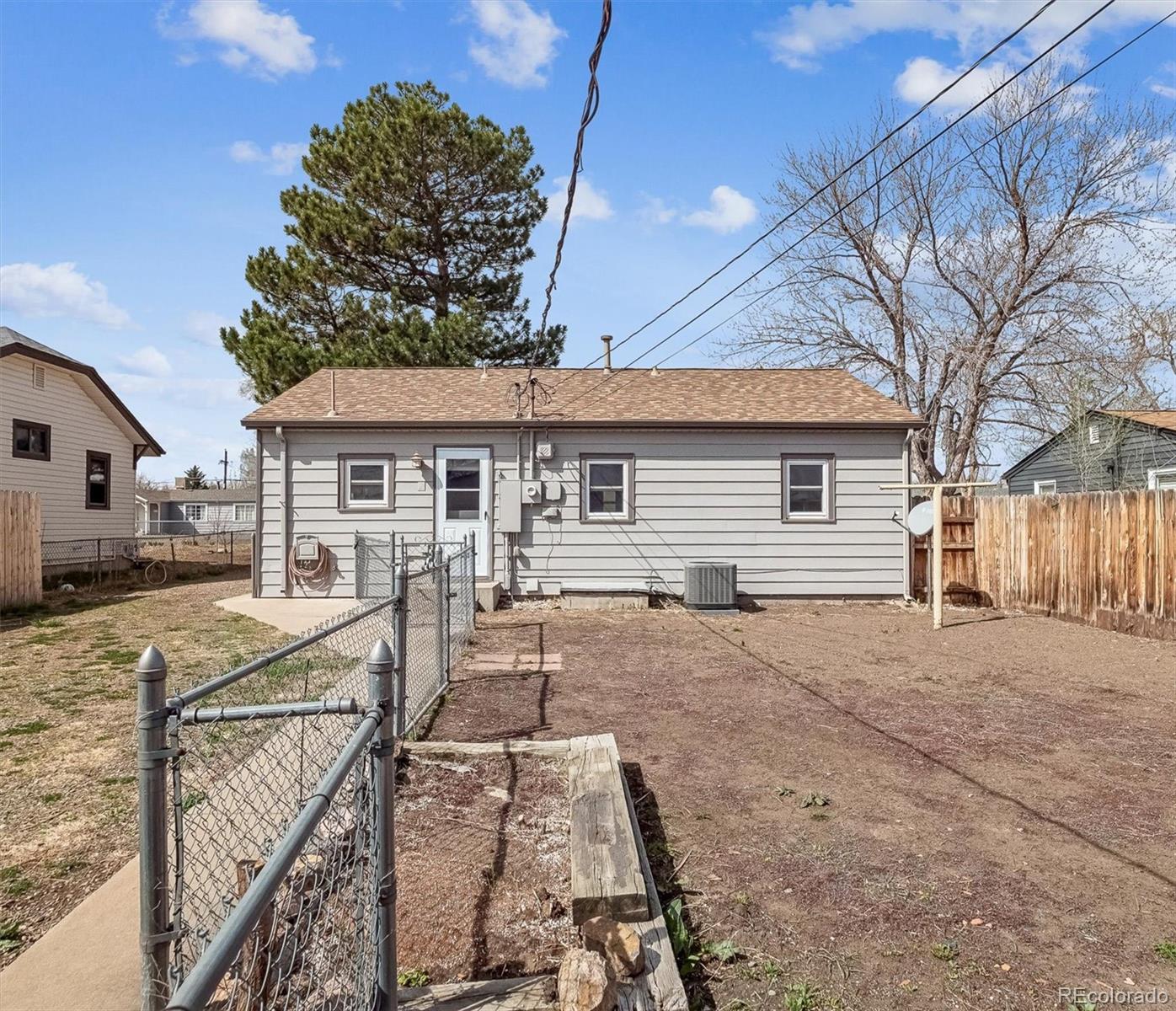 14 Jay Street Lakewood CO 80226