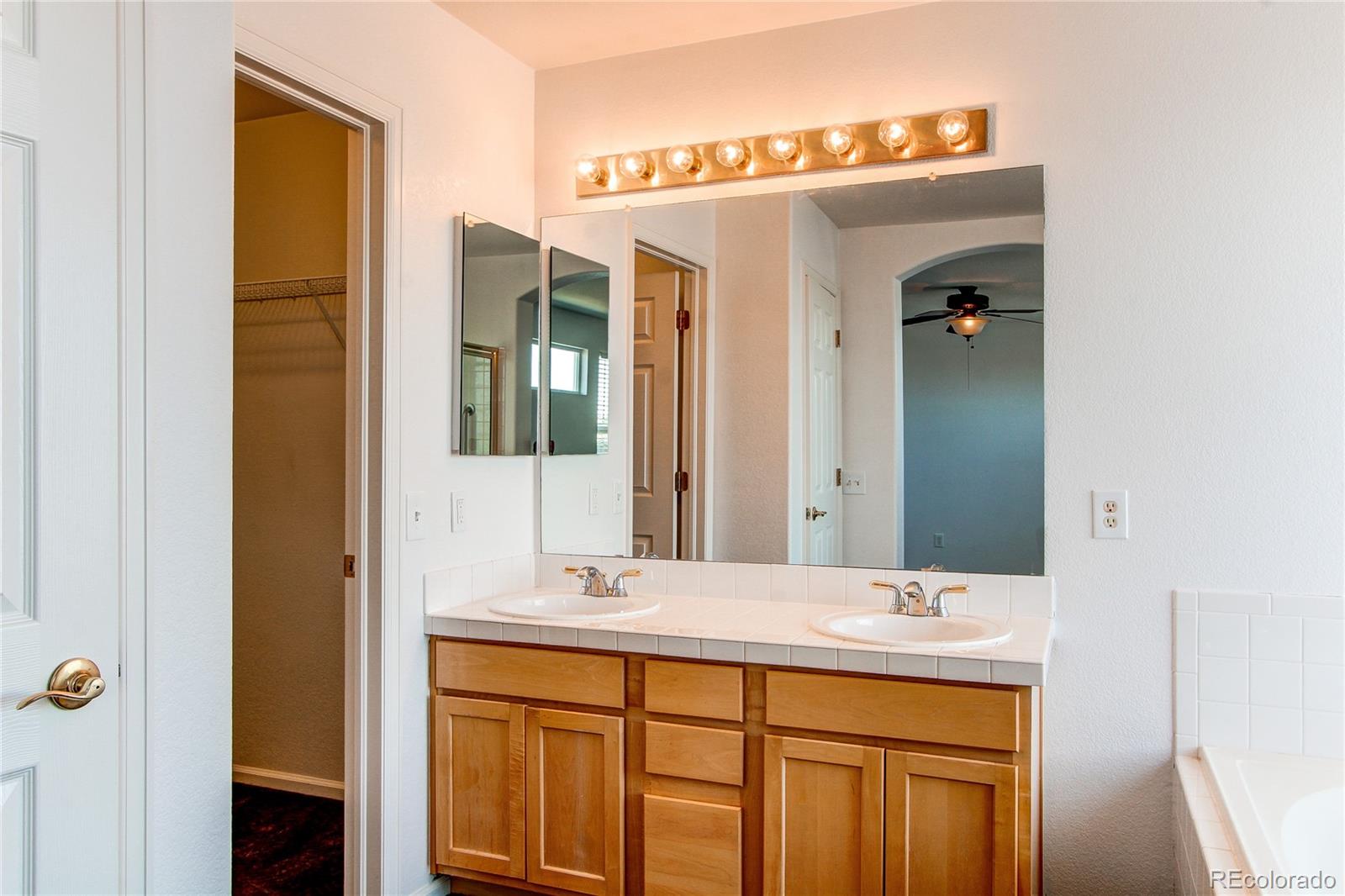 10486 Cheetah Winds Lone Tree CO 80124