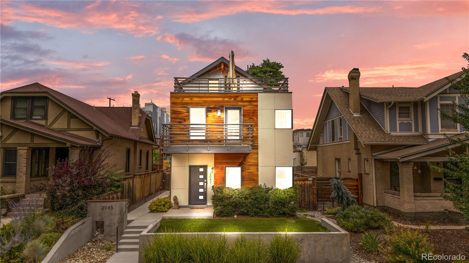 Denver CO, 2047 N Race Street