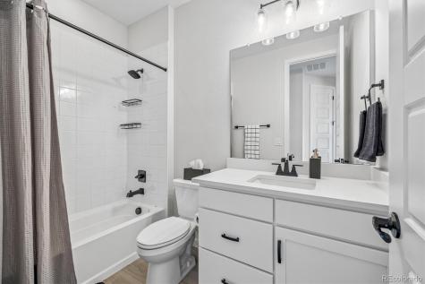 20980 E Quincy Drive Aurora CO 80015