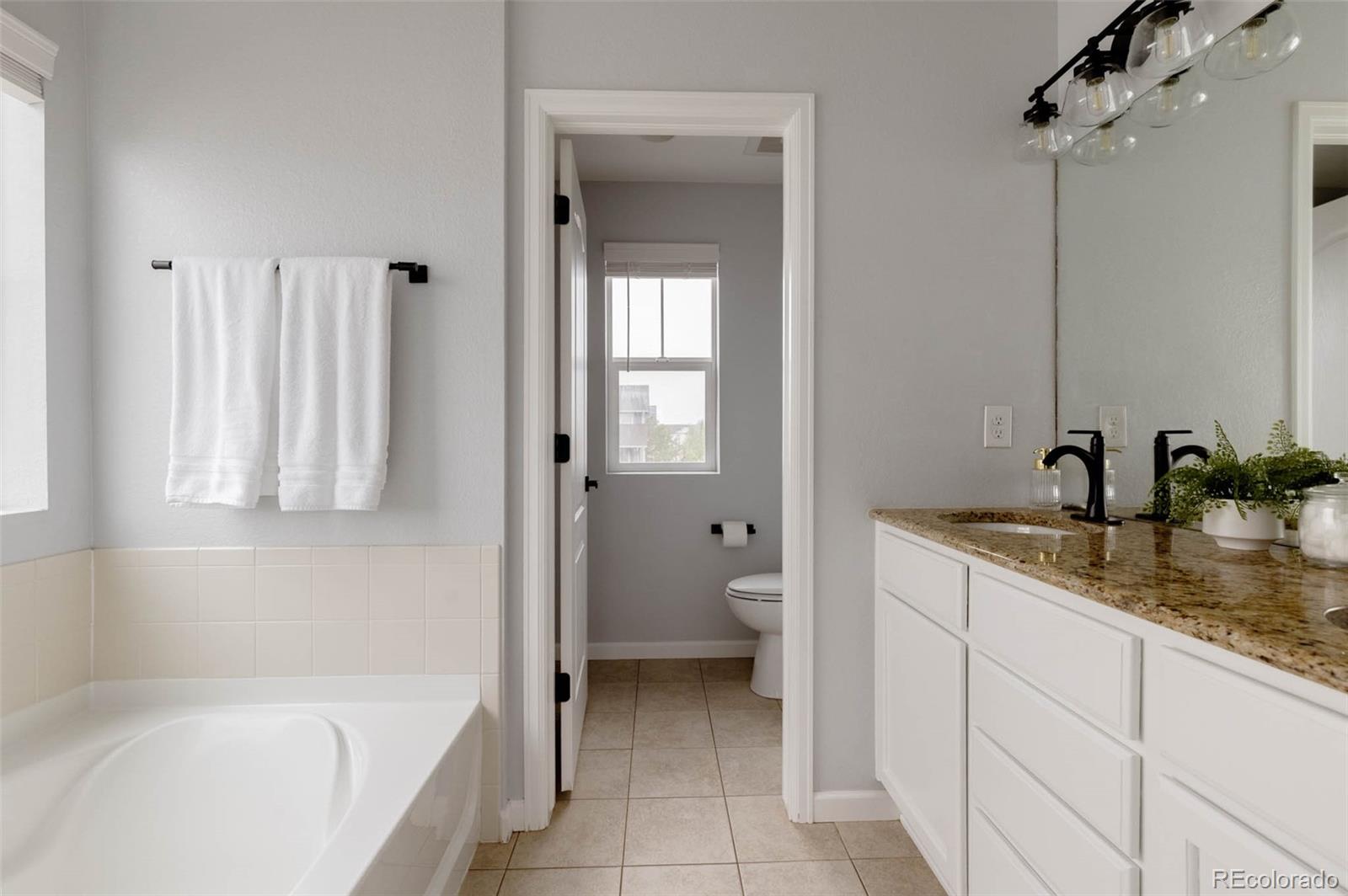 6420 S Ider Street Aurora CO 80016