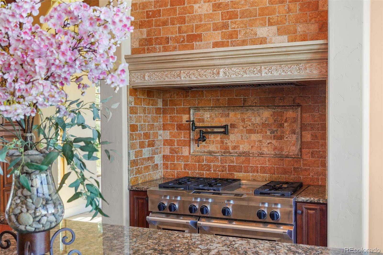 2869 Valley Park Drive Larkspur CO 80118