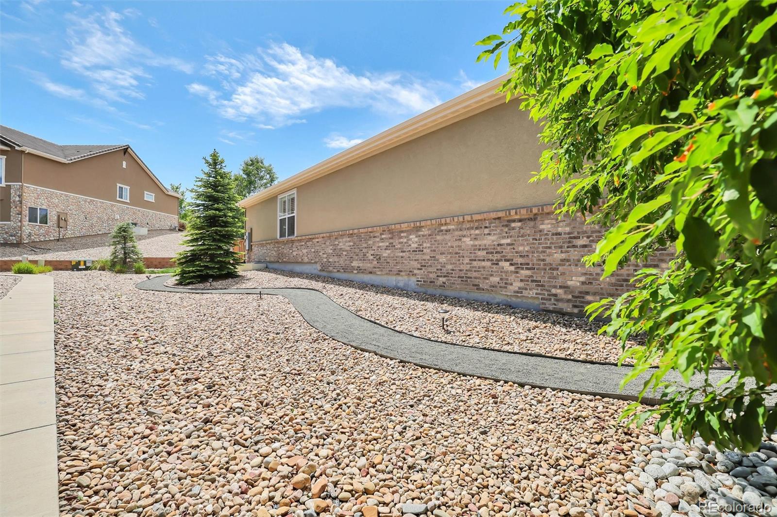 15922 Torreys Way Broomfield CO 80023