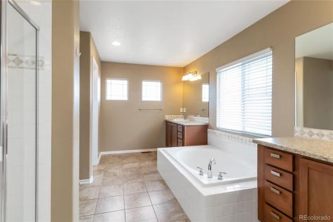 6525 S Newcastle Way Aurora CO 80016