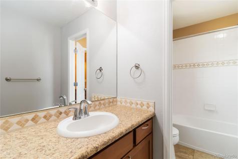 6525 S Newcastle Way Aurora CO 80016