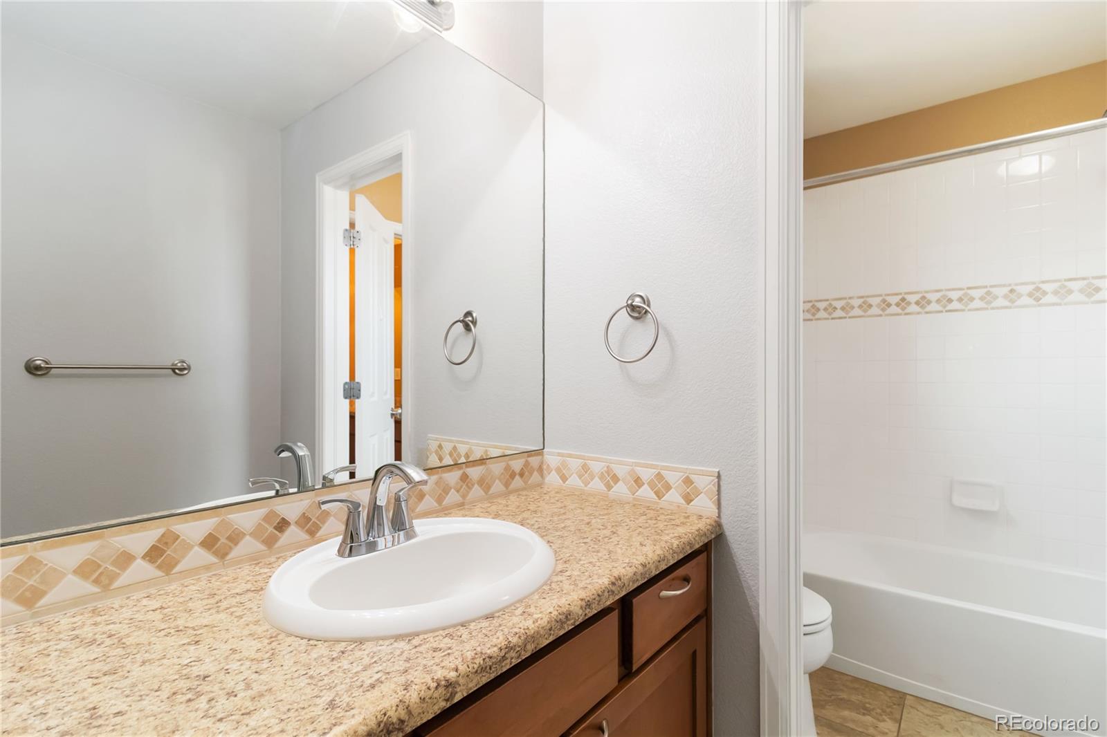 6525 S Newcastle Way Aurora CO 80016