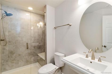 6525 S Newcastle Way Aurora CO 80016