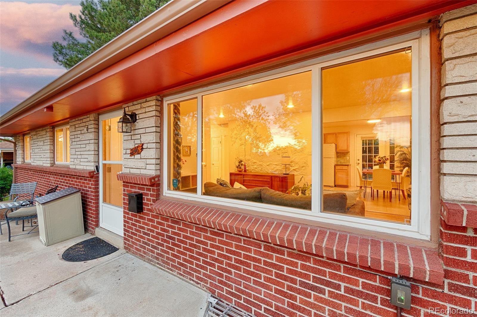 246 Lansing Street Aurora CO 80010