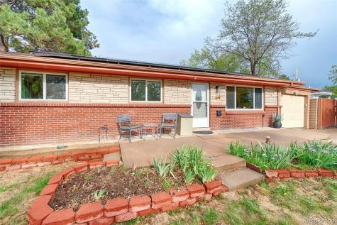 246 Lansing Street Aurora CO 80010
