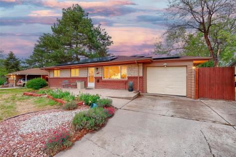 246 Lansing Street Aurora CO 80010