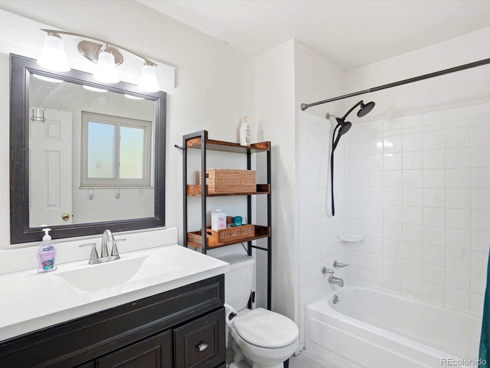 15803 E Tufts Avenue Aurora CO 80015