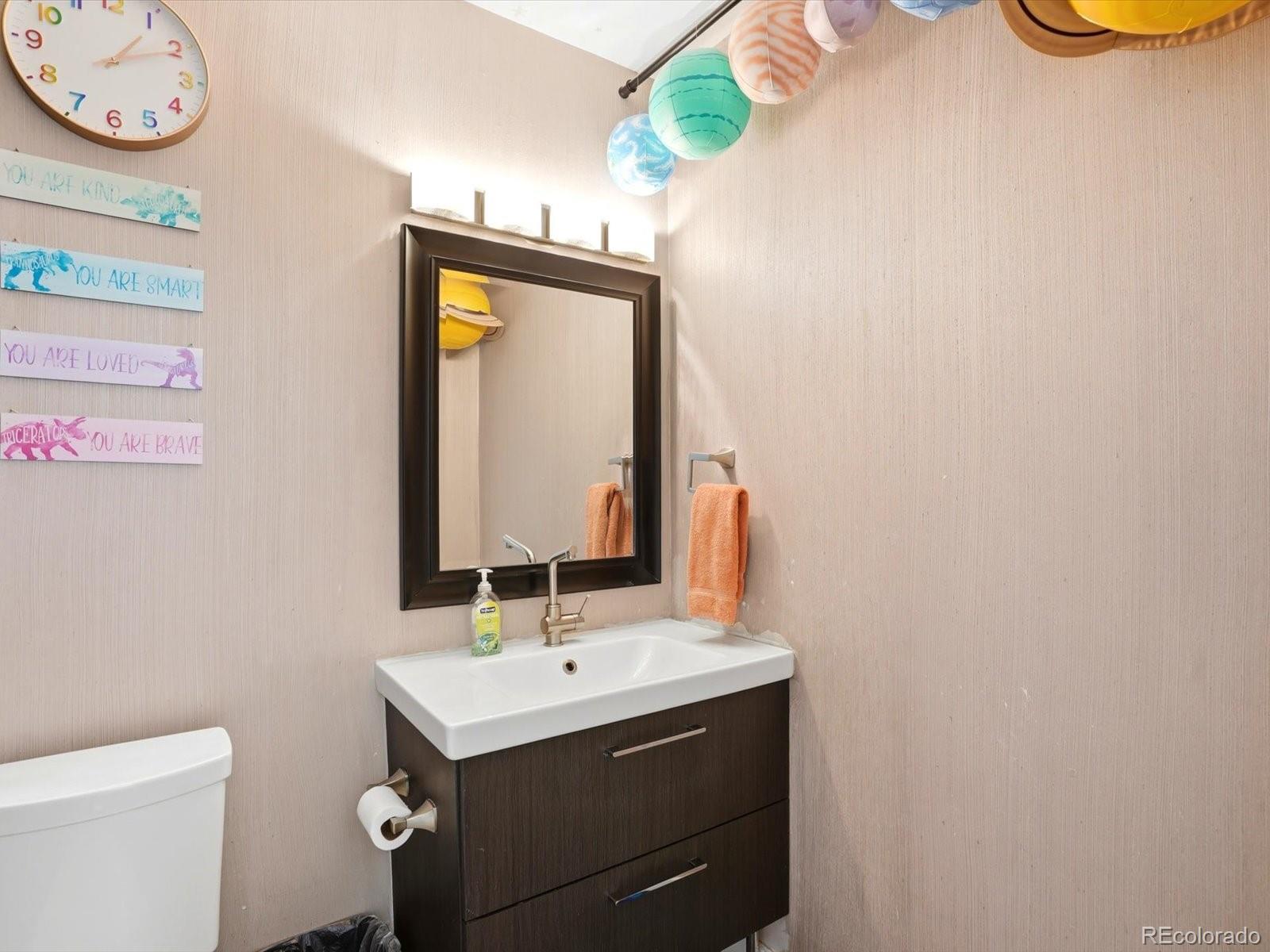15803 E Tufts Avenue Aurora CO 80015