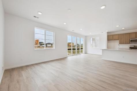 24717 E 40th Avenue Aurora CO 80019