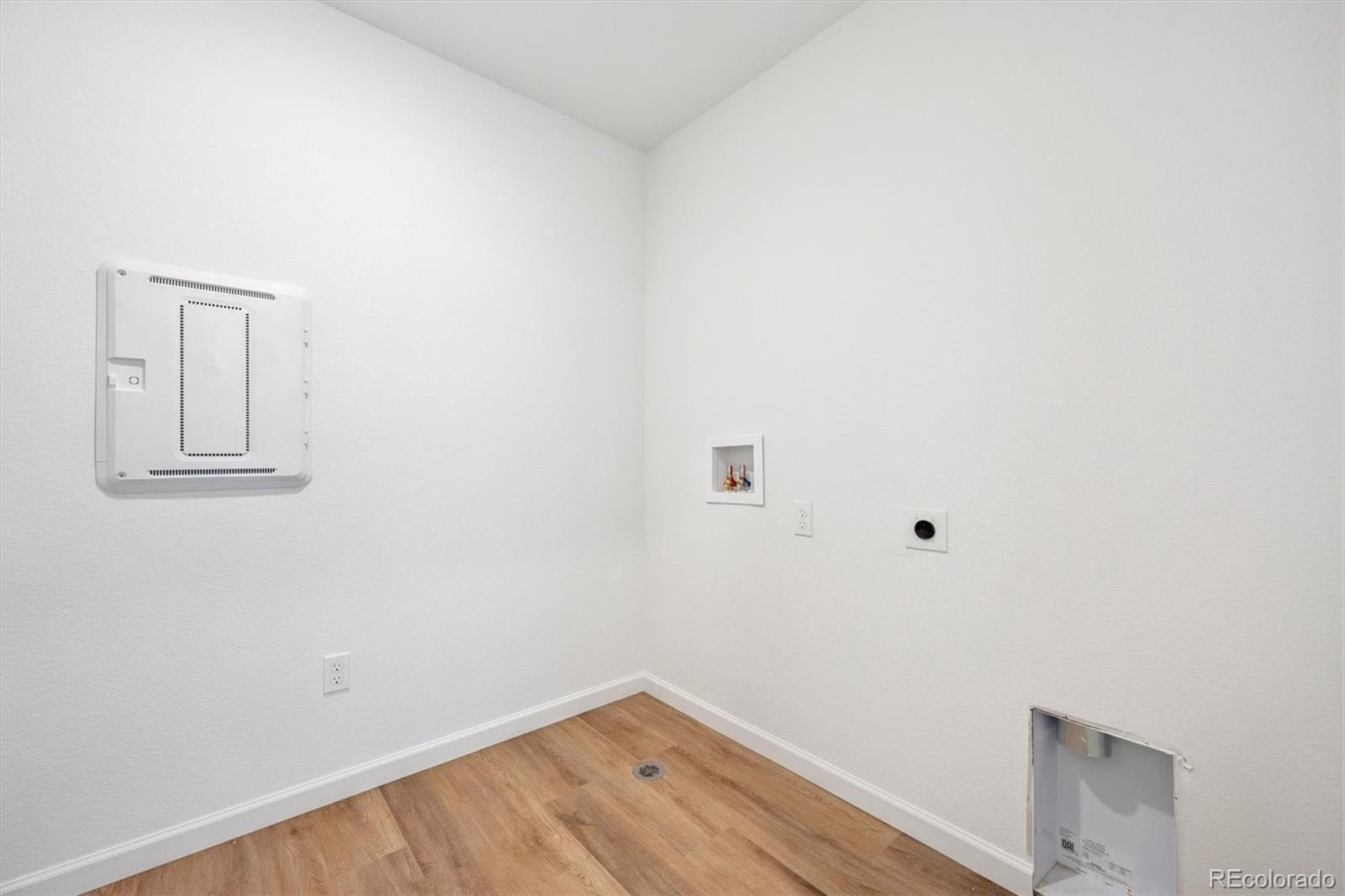 24717 E 40th Avenue Aurora CO 80019