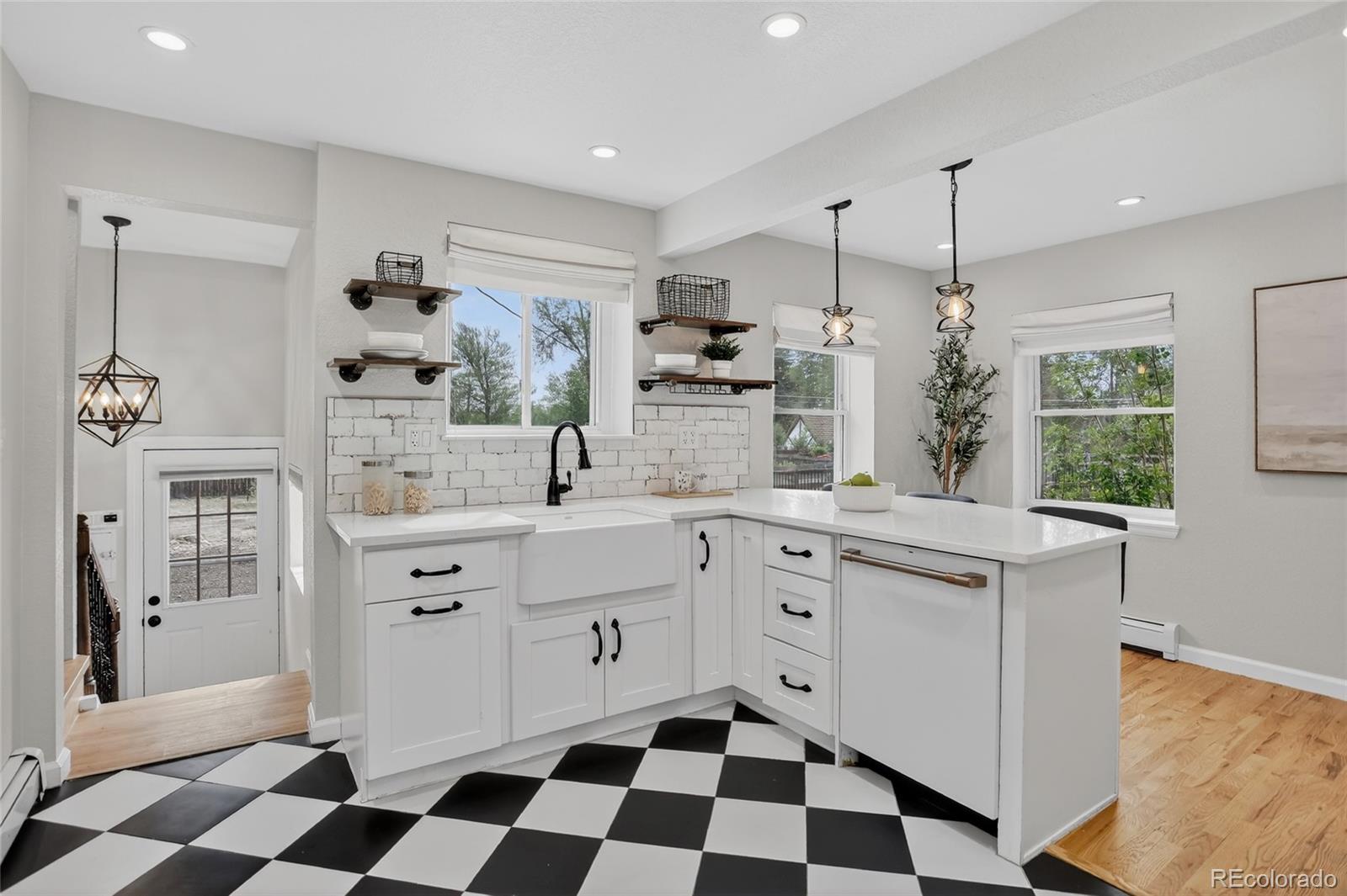6907 W 12th Avenue Lakewood CO 80214