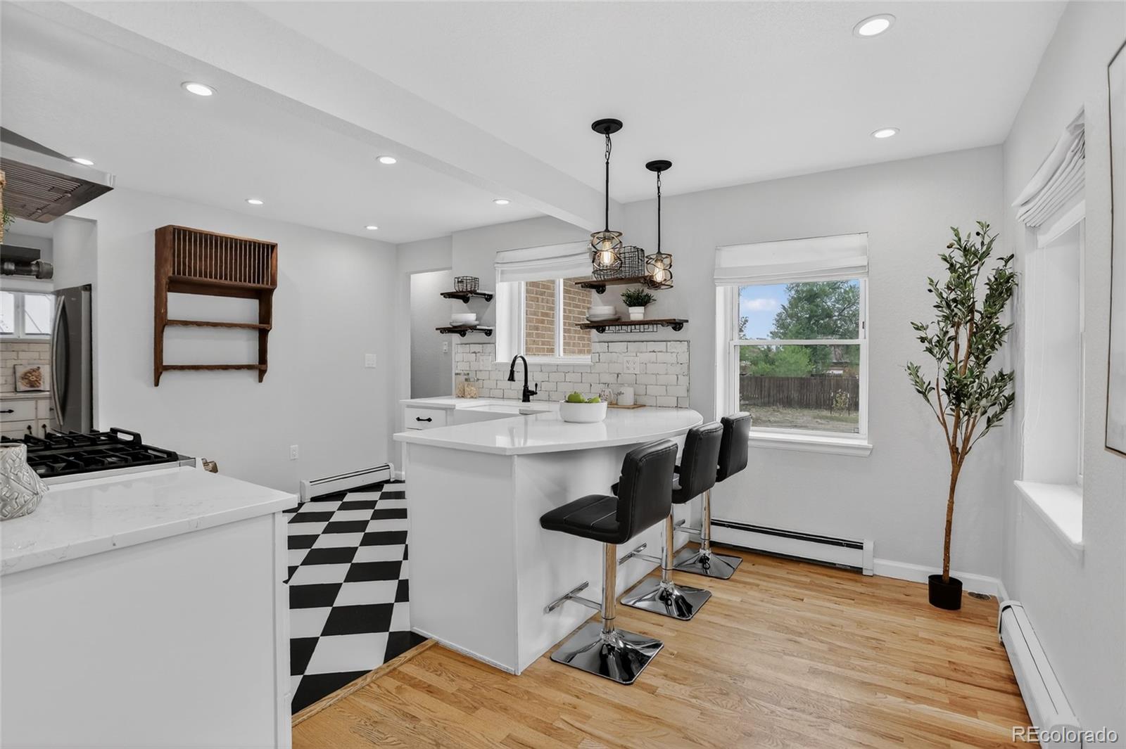 6907 W 12th Avenue Lakewood CO 80214