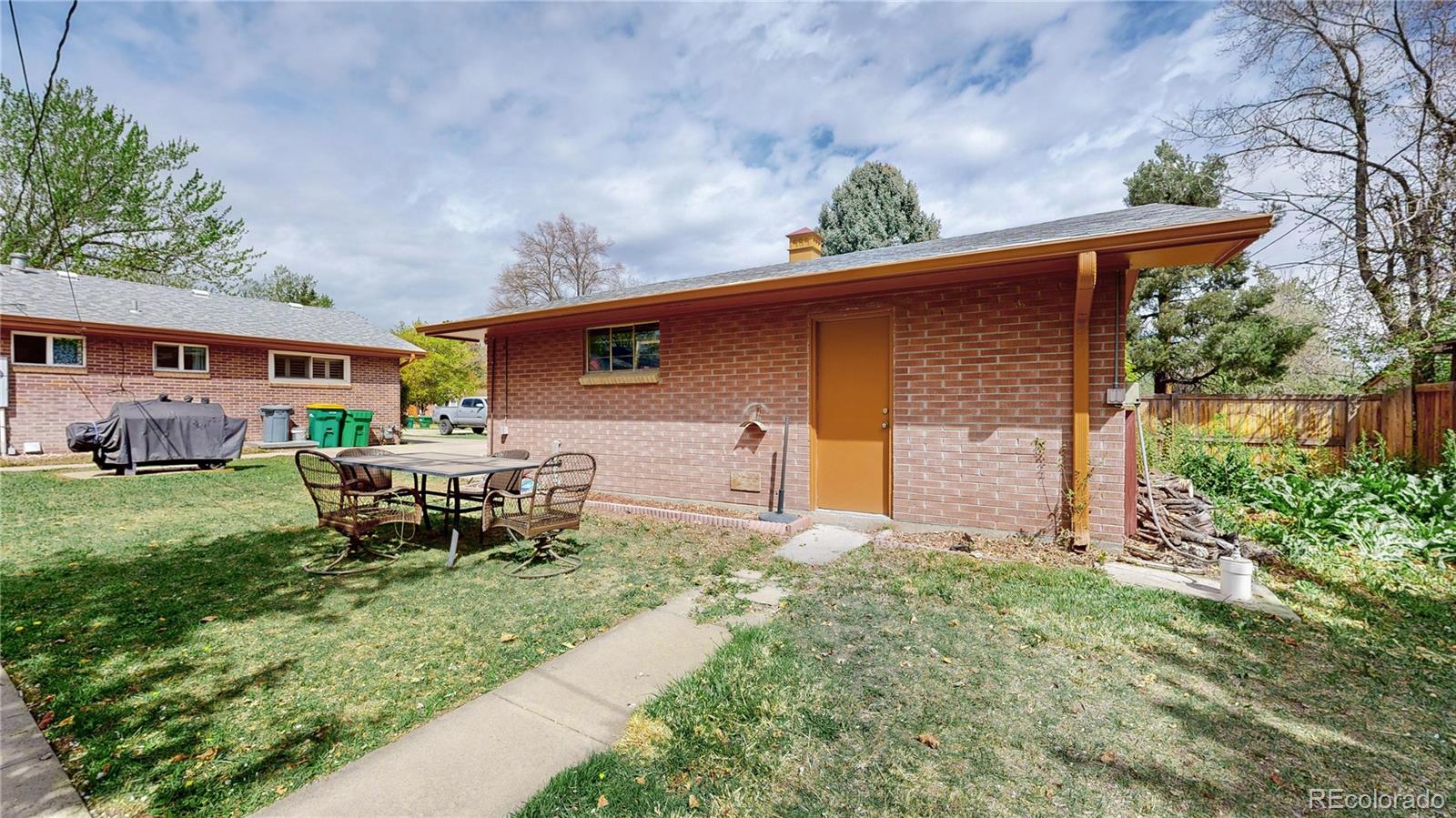 2430 Lee Street Lakewood CO 80215