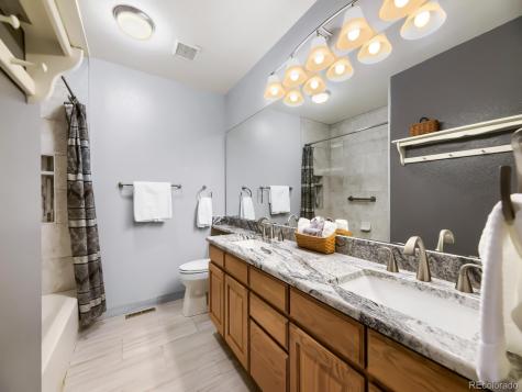 19138 E Berry Drive Aurora CO 80015