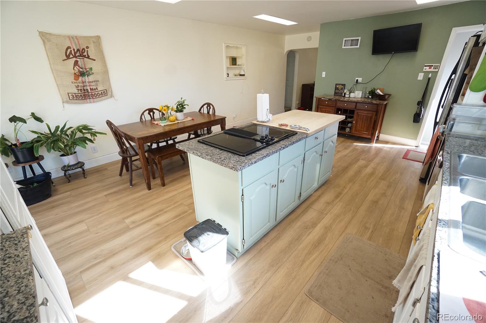 4651 S Washington Street Englewood CO 80113