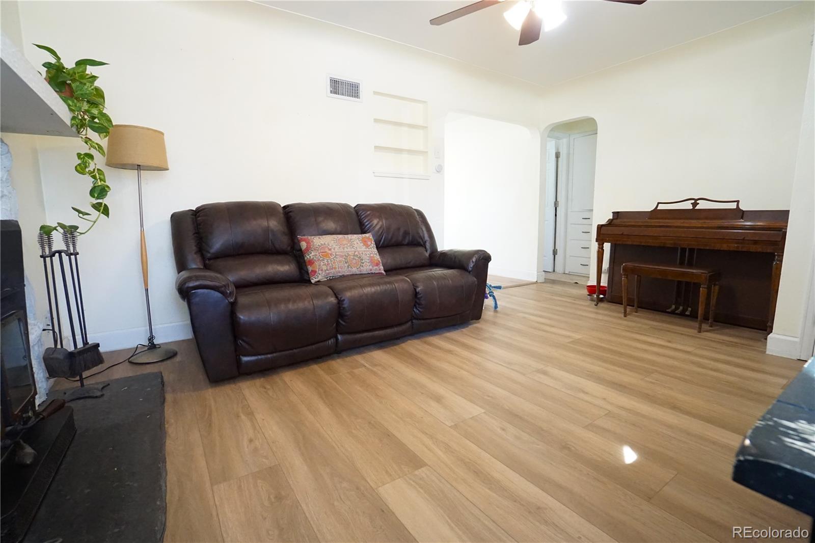4651 S Washington Street Englewood CO 80113