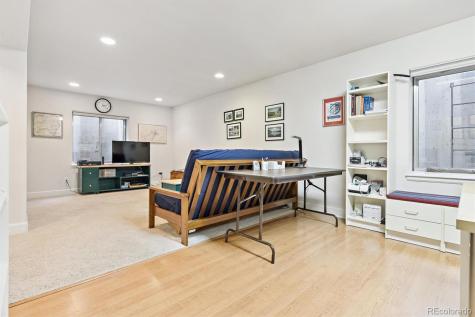 2582 S Troy Court Aurora CO 80014