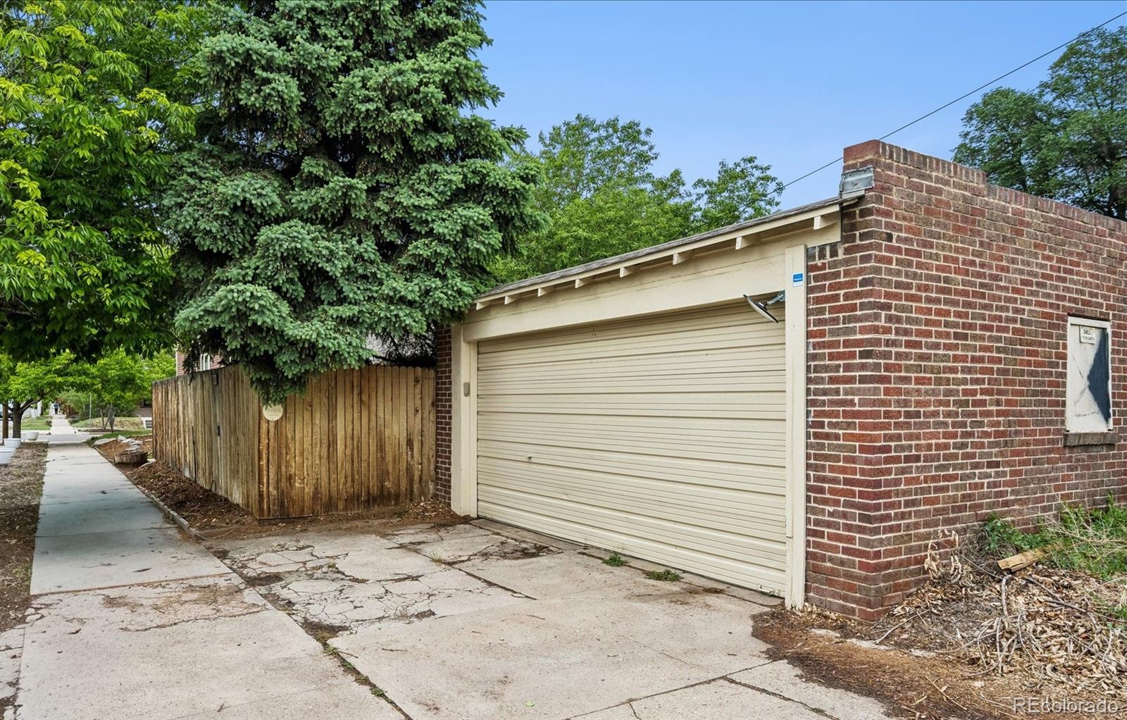1400 Elm Street Denver CO 80220