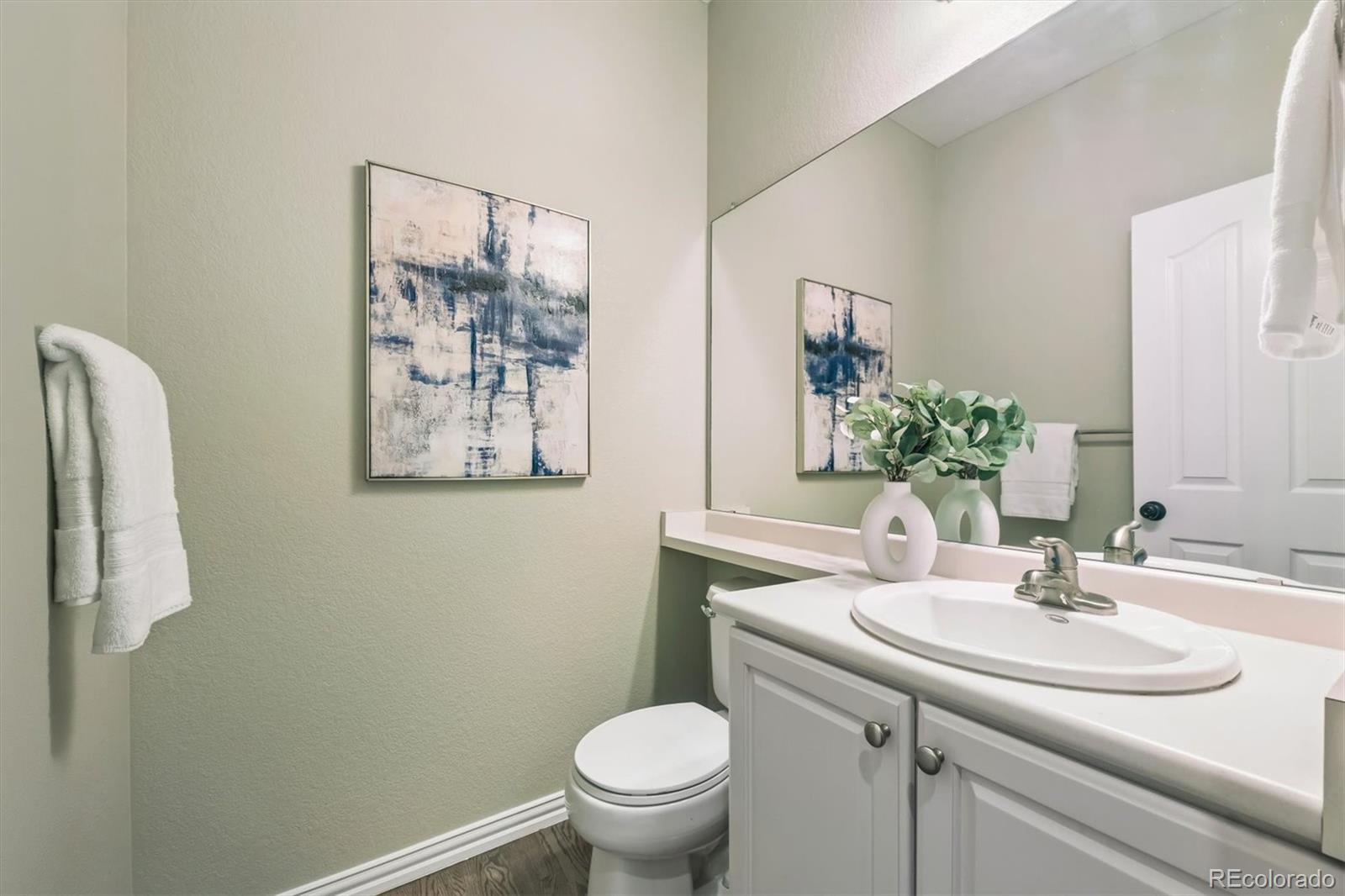 10230 Fairgate Way Highlands Ranch CO 80126